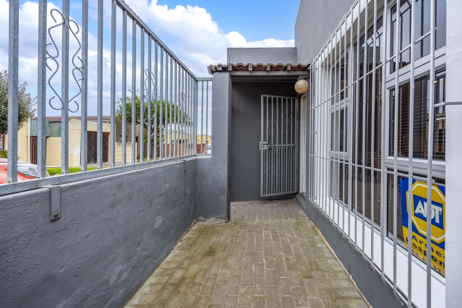 3 Bedroom Property for Sale in Silversands Western Cape